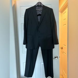 Brooks Brothers 1818 Regal Suit 44R Black with Grey and Blue Striping
